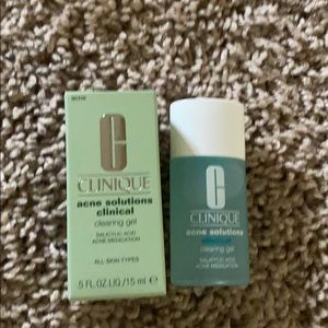 Clinique acne solutions clearing gel